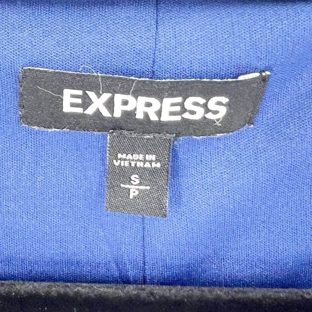 ✅‎ EXPRESS V-NECK FLORAL DRESS SIZE SMALL - Picture 5 of 5